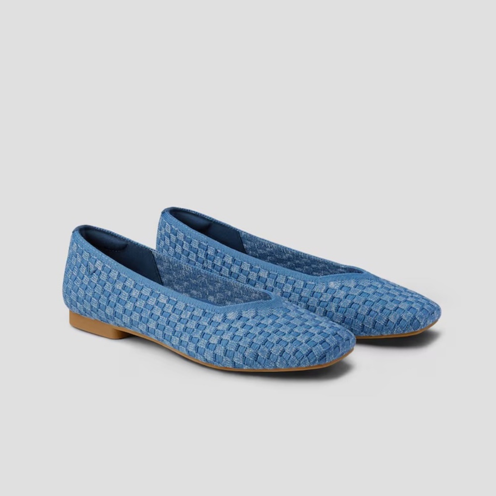 NWOT Vivaia Margot Square Toe Flats